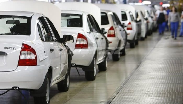 Azərbaycan avtomobil idxalını 11 % azaldıb