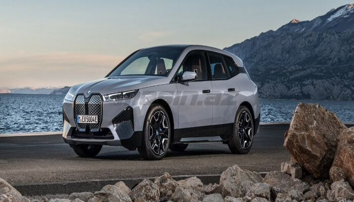 BMW 965km yürüş ehtiyatına malik elektromobilin sınağına başladı